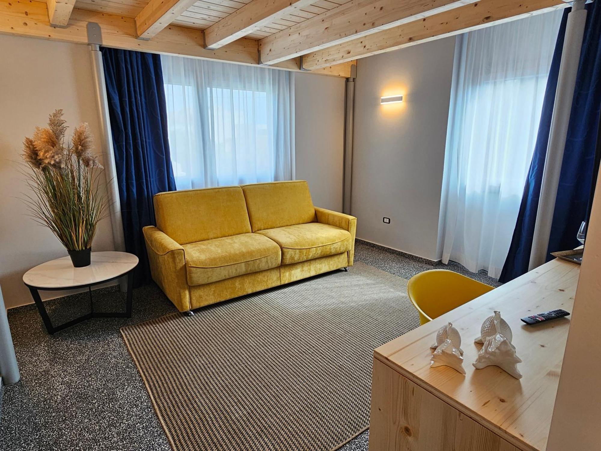Costiero Elegant Suites B&B Галиполи Екстериор снимка